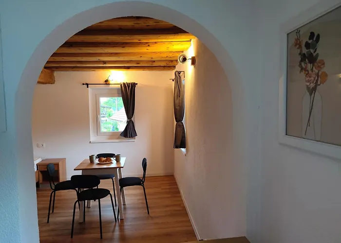 Slovenian House Mira